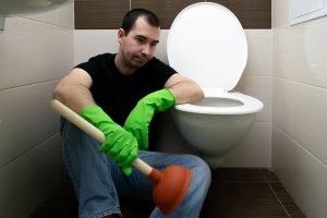 will a clogged toilet fix itself